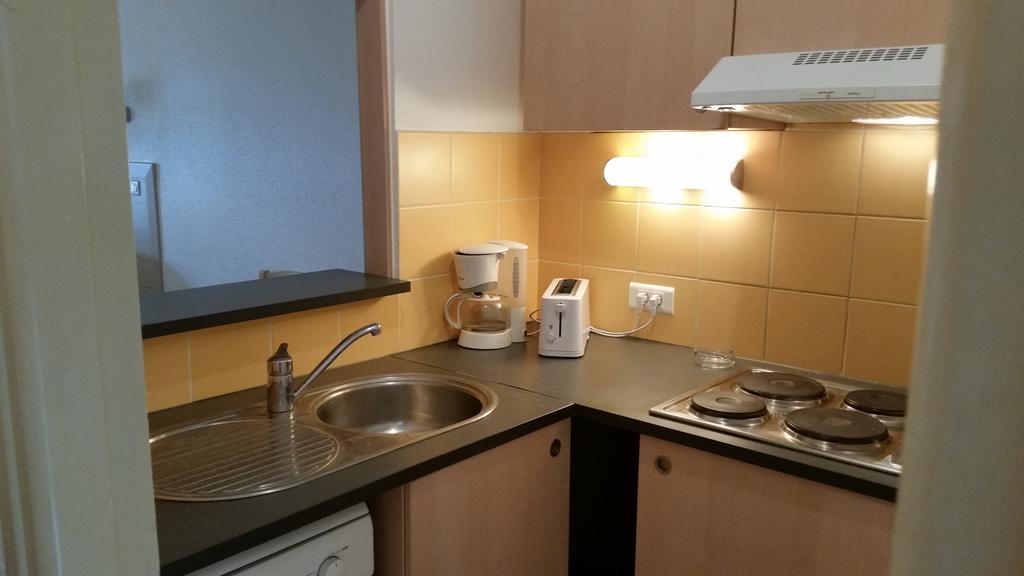 Goelia Le Mas Blanc Aparthotel Perols Room photo